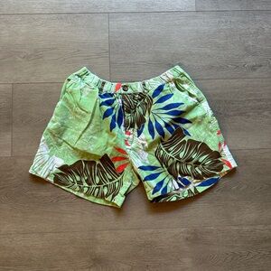 Chubbies Hawaiian Floral Print Shorts, Size L